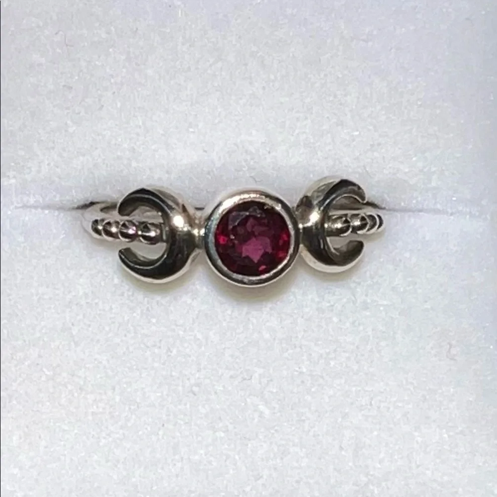 Celestial ruby ring - Picture 1 of 4
